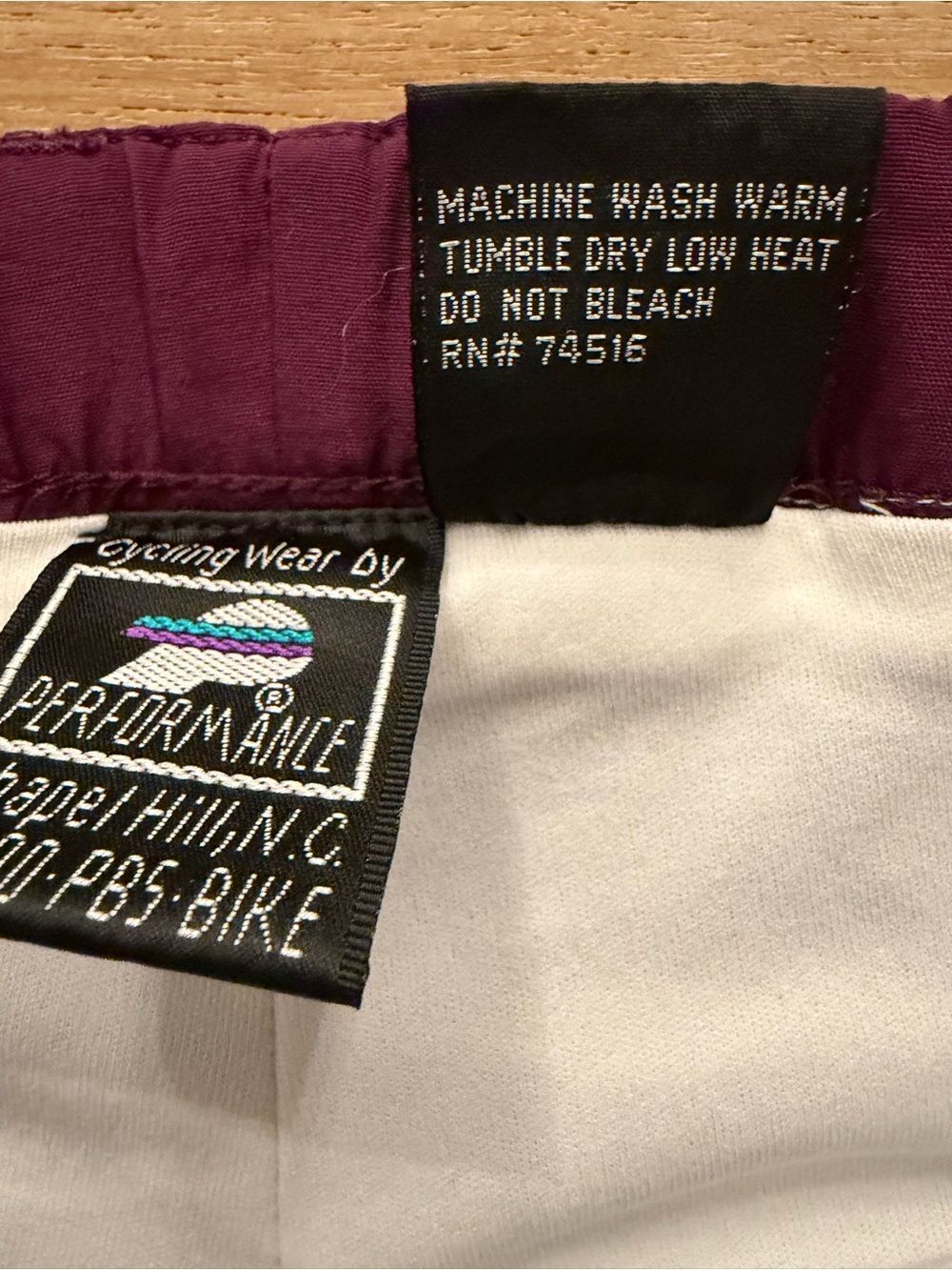 Performance Cycling Wear Bike Shorts Large Purple Padded Chamois Shell Y2K - Picture 5 of 16
